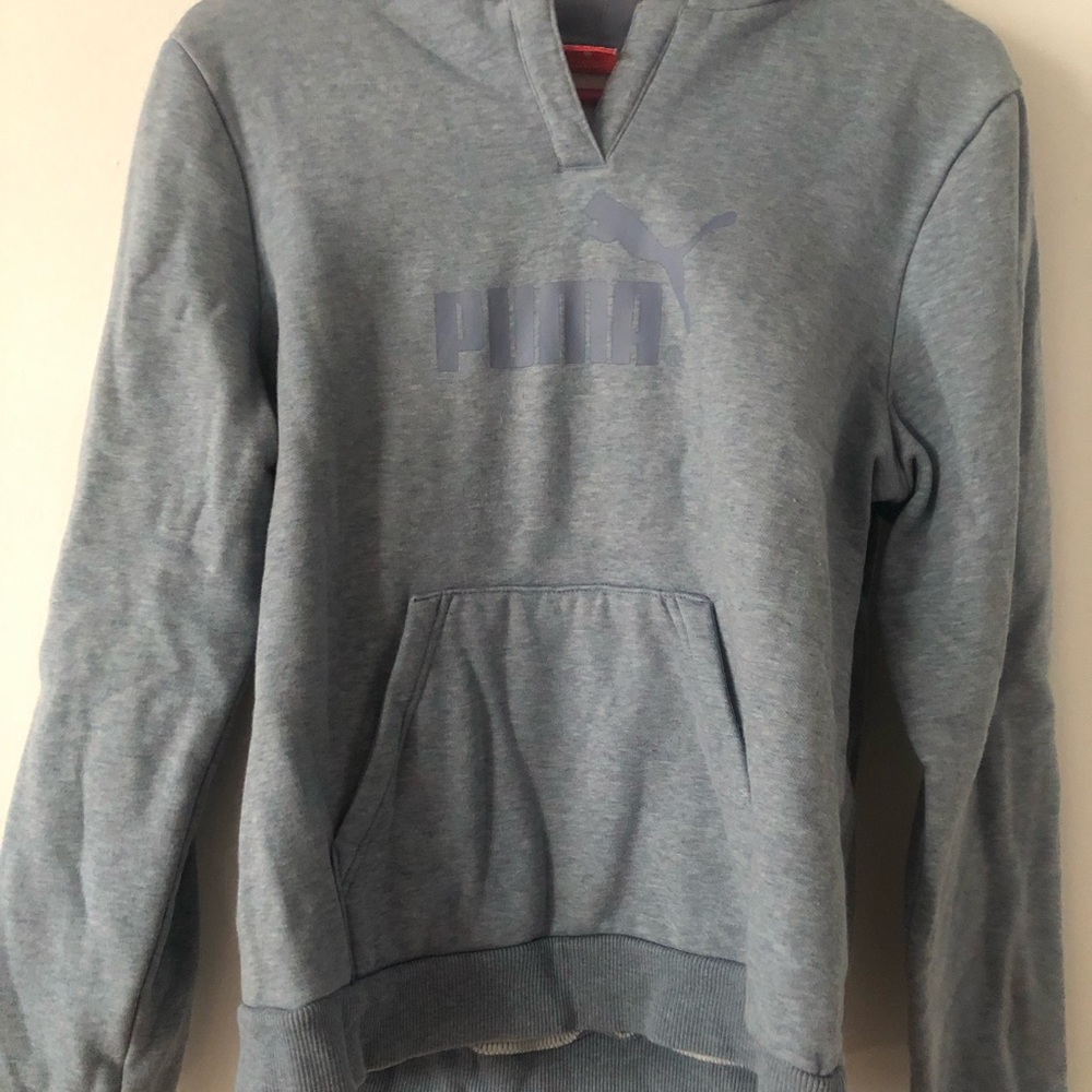 Puma sweat shirt